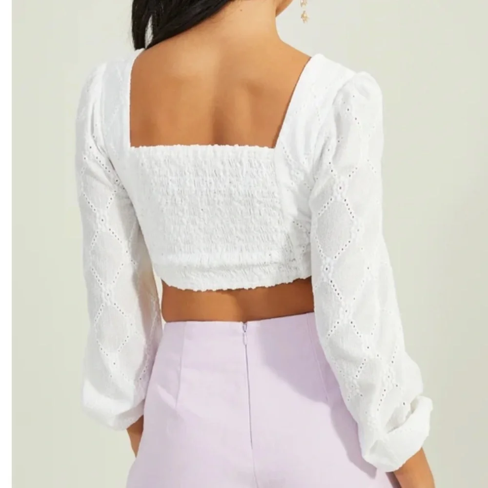 ❤️❤️ NWT Altar’d State White Embroidered Corset Top‎